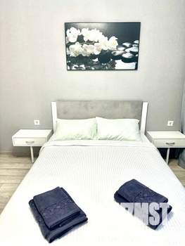 1-к квартира, посуточно, 40м2, 13/25 этаж