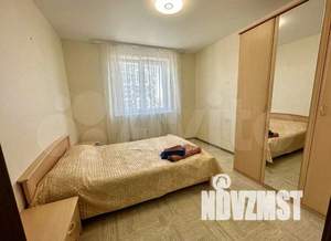 2-к квартира, посуточно, 52м2, 1/1 этаж