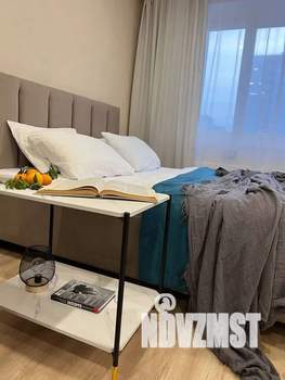 1-к квартира, посуточно, 43м2, 7/16 этаж