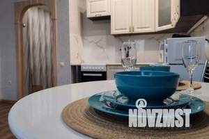 1-к квартира, посуточно, 37м2, 2/16 этаж