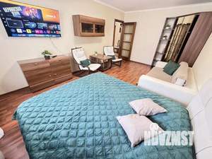 1-к квартира, посуточно, 50м2, 1/1 этаж