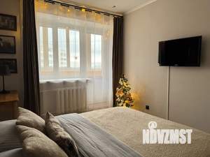 1-к квартира, посуточно, 34м2, 7/10 этаж