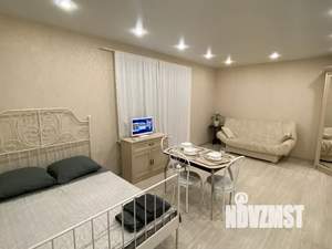 Студия квартира, посуточно, 36м2, 1/20 этаж