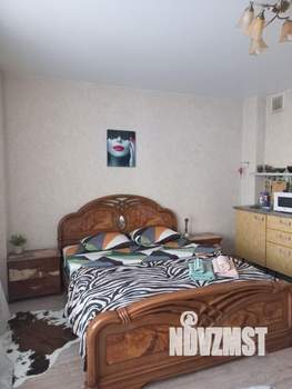 Студия квартира, посуточно, 25м2, 2/15 этаж
