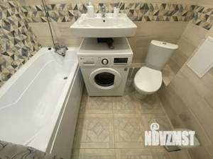 Студия квартира, посуточно, 29м2, 15/16 этаж