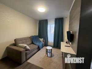 Студия квартира, посуточно, 35м2, 2/17 этаж