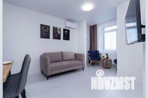 1-к квартира, посуточно, 39м2, 20/25 этаж