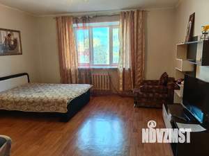 1-к квартира, посуточно, 40м2, 9/10 этаж