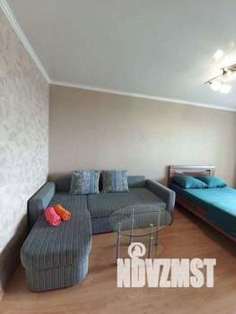 2-к квартира, посуточно, 56м2, 1/1 этаж