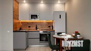 1-к квартира, посуточно, 38м2, 21/23 этаж