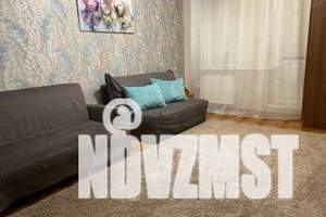 1-к квартира, посуточно, 37м2, 9/9 этаж