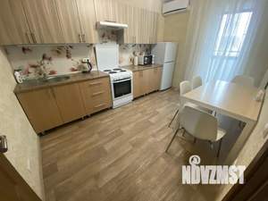 1-к квартира, посуточно, 40м2, 4/17 этаж