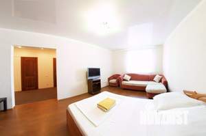 2-к квартира, посуточно, 60м2, 1/1 этаж