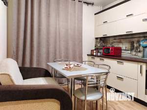 1-к квартира, посуточно, 39м2, 1/1 этаж