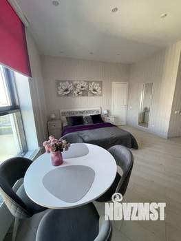 Студия квартира, посуточно, 39м2, 18/19 этаж