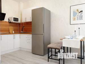 1-к квартира, посуточно, 40м2, 13/23 этаж