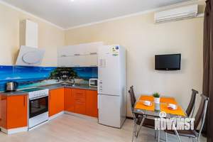 1-к квартира, посуточно, 50м2, 1/1 этаж