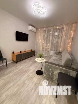 1-к квартира, посуточно, 41м2, 3/25 этаж