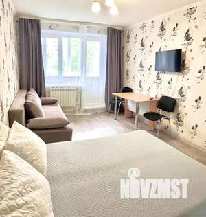 1-к квартира, посуточно, 37м2, 2/9 этаж