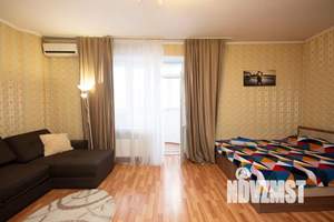 Студия квартира, посуточно, 36м2, 4/15 этаж