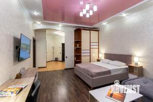 1-к квартира, посуточно, 55м2, 1/1 этаж