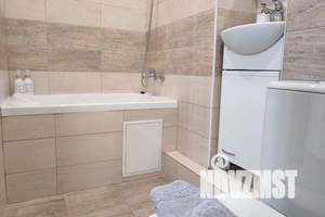 1-к квартира, посуточно, 38м2, 9/16 этаж