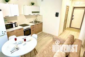 1-к квартира, посуточно, 35м2, 12/18 этаж