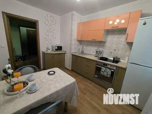 2-к квартира, посуточно, 59м2, 2/10 этаж