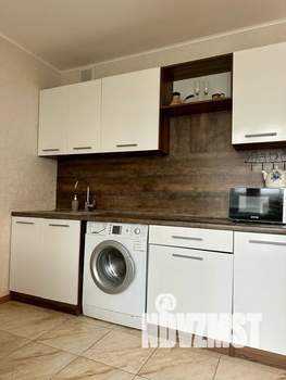 1-к квартира, посуточно, 41м2, 15/16 этаж