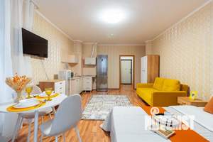 Студия квартира, посуточно, 35м2, 9/13 этаж