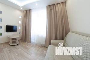 1-к квартира, посуточно, 35м2, 1/20 этаж