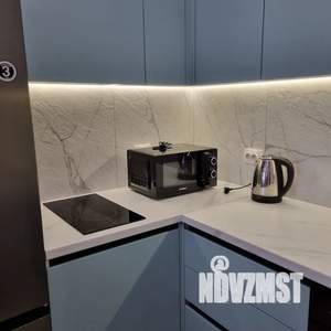 Студия квартира, посуточно, 29м2, 19/19 этаж