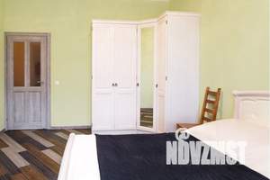 2-к квартира, посуточно, 65м2, 4/14 этаж