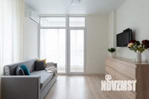 1-к квартира, посуточно, 38м2, 3/25 этаж