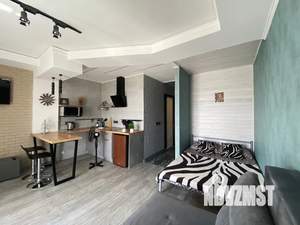 Студия квартира, посуточно, 34м2, 15/18 этаж