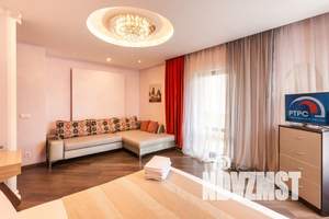 1-к квартира, посуточно, 65м2, 7/14 этаж