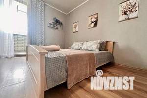 1-к квартира, посуточно, 35м2, 7/20 этаж