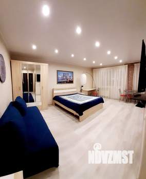 Студия квартира, посуточно, 40м2, 2/13 этаж