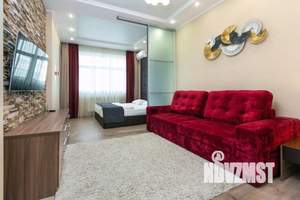 1-к квартира, посуточно, 50м2, 1/1 этаж