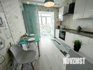 1-к квартира, посуточно, 36м2, 9/16 этаж