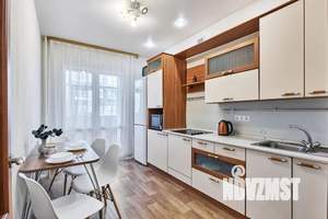 1-к квартира, посуточно, 38м2, 10/15 этаж