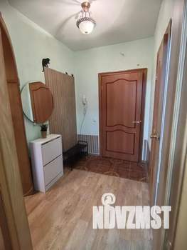 Студия квартира, посуточно, 38м2, 2/9 этаж