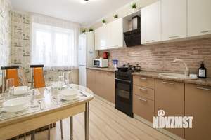 1-к квартира, посуточно, 46м2, 1/1 этаж