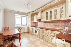2-к квартира, на длительный срок, 67м2, 8/10 этаж