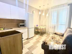 2-к квартира, посуточно, 41м2, 10/18 этаж