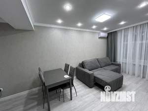 1-к квартира, посуточно, 60м2, 2/5 этаж