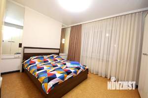 3-к квартира, посуточно, 56м2, 1/1 этаж