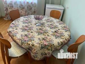 3-к квартира, посуточно, 90м2, 1/1 этаж