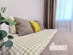 3-к квартира, посуточно, 68м2, 1/1 этаж