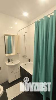 Студия квартира, посуточно, 32м2, 20/20 этаж